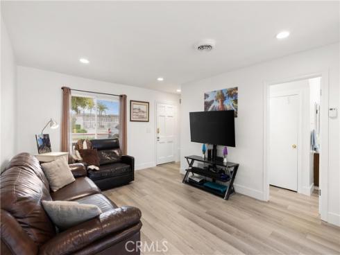 157 Yorktown Lane, Costa Mesa, CA