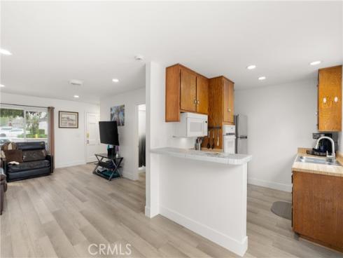 157 Yorktown Lane, Costa Mesa, CA