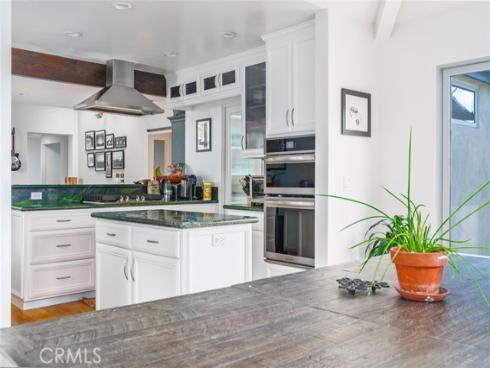 1933 Whittier Avenue, Costa Mesa, CA