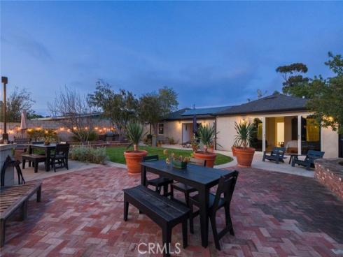 1933 Whittier Avenue, Costa Mesa, CA