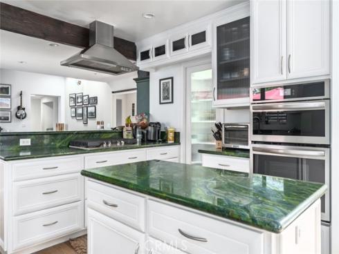 1933 Whittier Avenue, Costa Mesa, CA