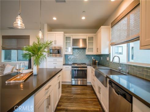 1022  Bridgewater   Way, Costa Mesa, CA