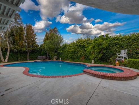 208 Dartmouth Place, Costa Mesa, CA