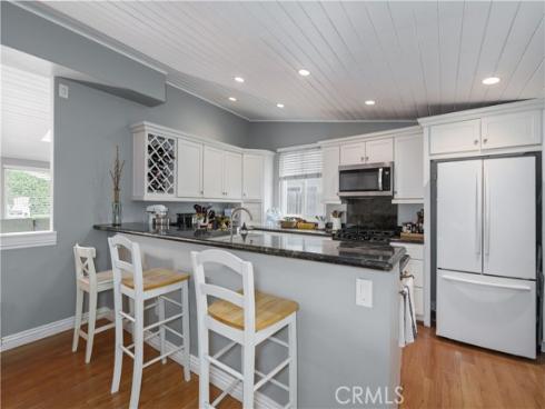 208 Dartmouth Place, Costa Mesa, CA