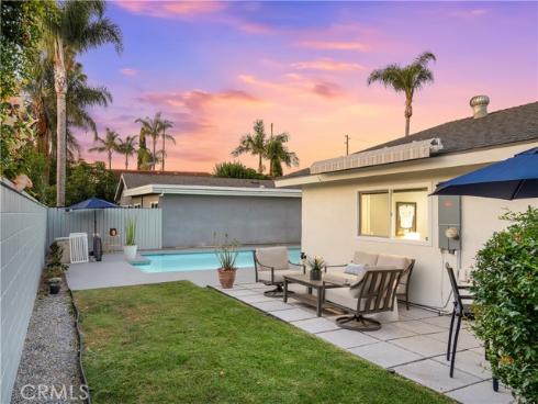 3481 San Marino Circle, Costa Mesa, CA
