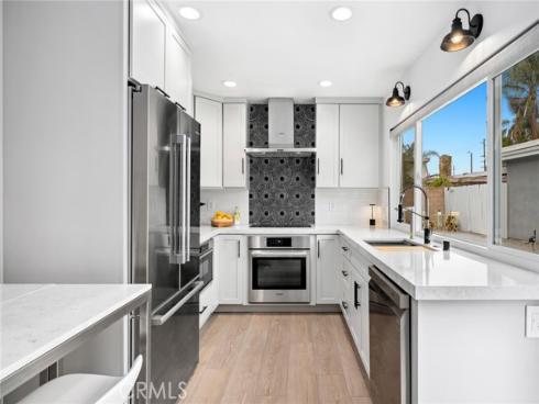 3481 San Marino Circle, Costa Mesa, CA