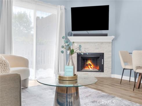 290 Victoria 31 Street, Costa Mesa, CA