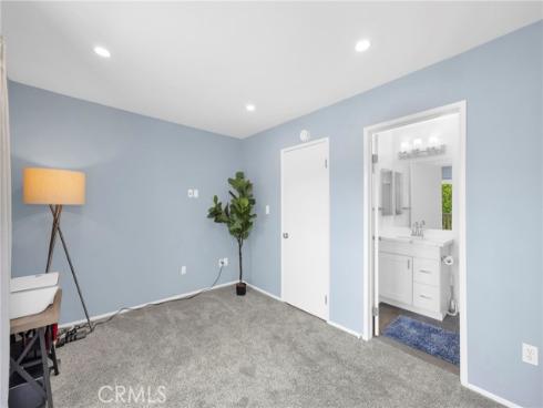 290 Victoria 31 Street, Costa Mesa, CA