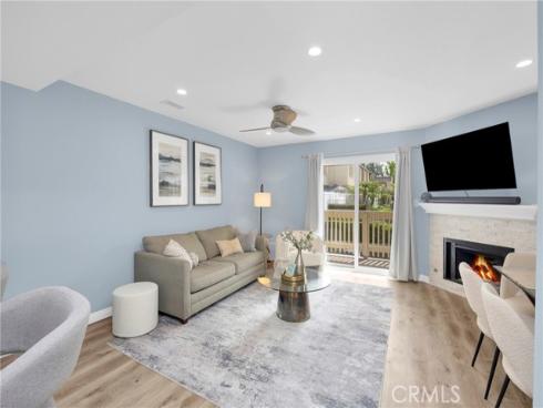 290 Victoria 31 Street, Costa Mesa, CA