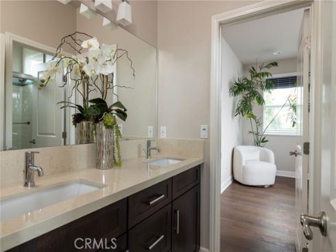 135 Walnut Street, Costa Mesa, CA