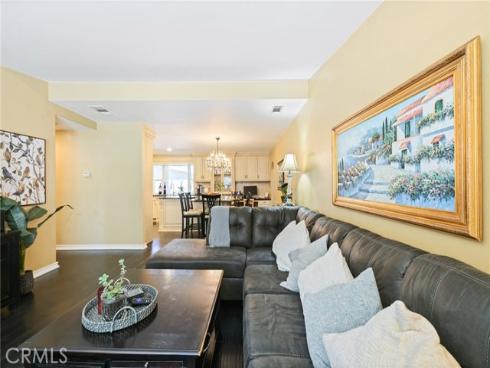 2018 Anaheim Avenue, Costa Mesa, CA