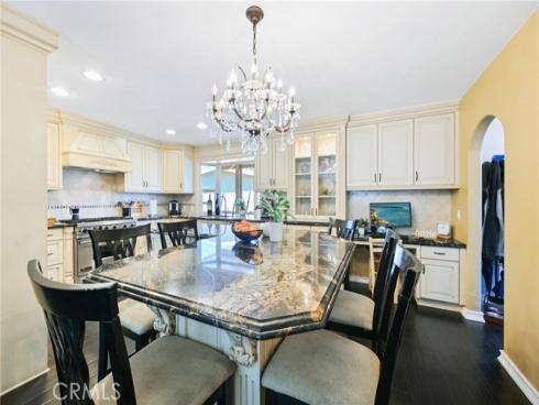 2018 Anaheim Avenue, Costa Mesa, CA