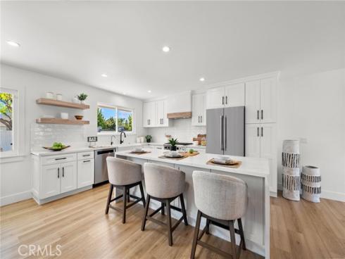 2786 Lorenzo Avenue, Costa Mesa, CA