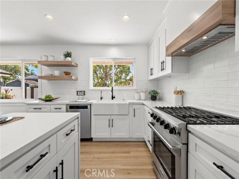 2786 Lorenzo Avenue, Costa Mesa, CA