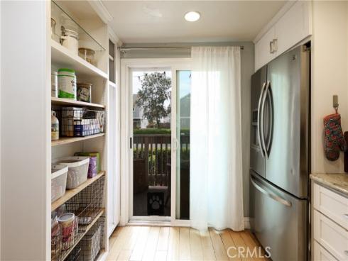 290 Victoria 19 Street, Costa Mesa, CA