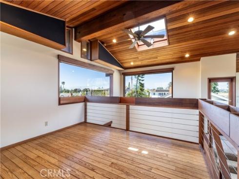 2405 Tustin Avenue, Costa Mesa, CA