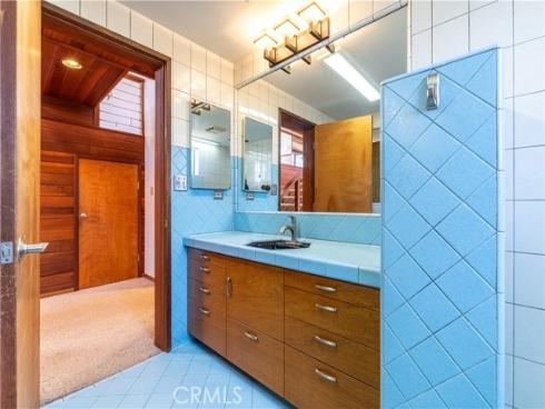 2405 Tustin Avenue, Costa Mesa, CA