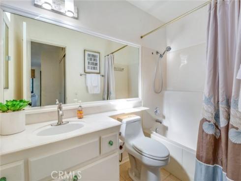 1925 Anaheim 8 Avenue, Costa Mesa, CA