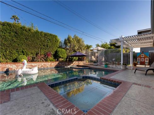 2952 Pemba Drive, Costa Mesa, CA