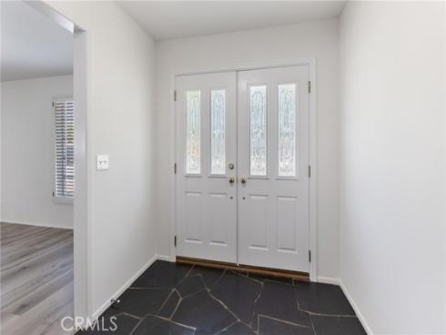 305 Robin Hood Lane, Costa Mesa, CA