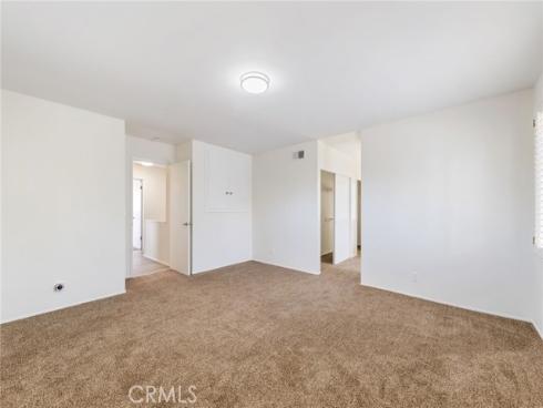 305 Robin Hood Lane, Costa Mesa, CA