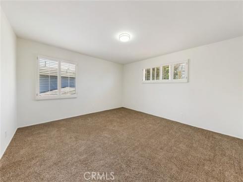 305 Robin Hood Lane, Costa Mesa, CA