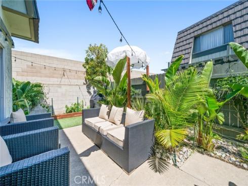 1622 Iowa Street D , Costa Mesa, CA