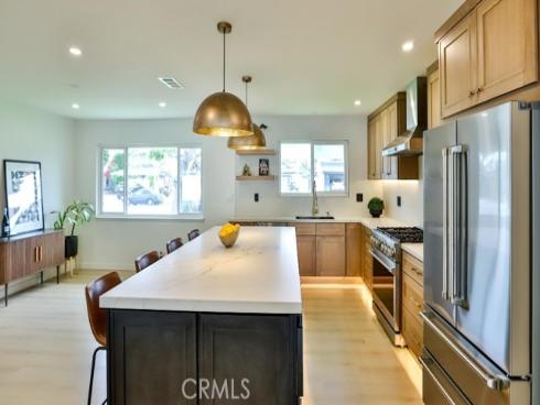 2737 Lorenzo Avenue, Costa Mesa, CA