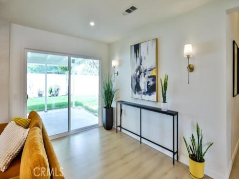 2737 Lorenzo Avenue, Costa Mesa, CA