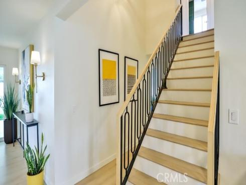 2737 Lorenzo Avenue, Costa Mesa, CA