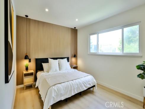 2737 Lorenzo Avenue, Costa Mesa, CA