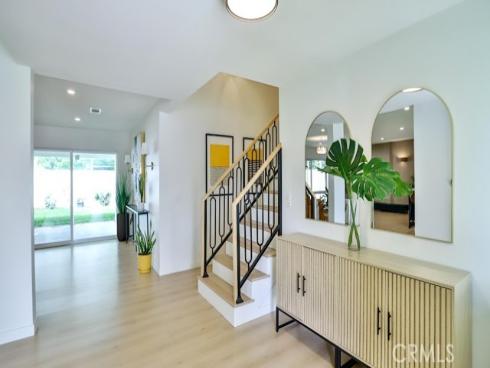 2737 Lorenzo Avenue, Costa Mesa, CA