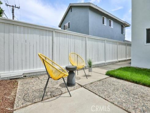 2737 Lorenzo Avenue, Costa Mesa, CA