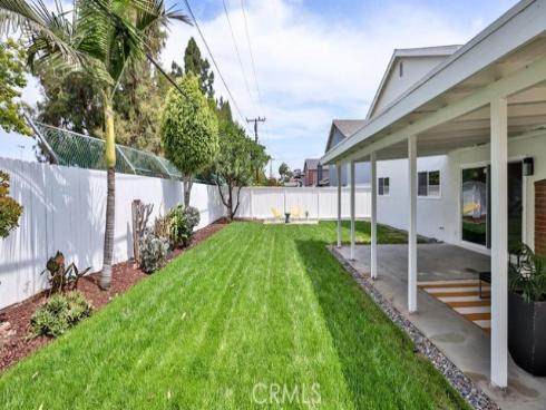 2737 Lorenzo Avenue, Costa Mesa, CA