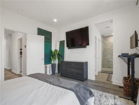 1639 Bridgewater Way, Costa Mesa, CA