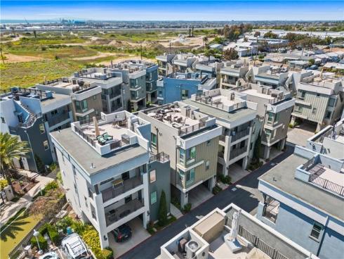 1639 Bridgewater Way, Costa Mesa, CA