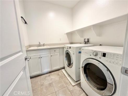 403 Aura Drive, Costa Mesa, CA