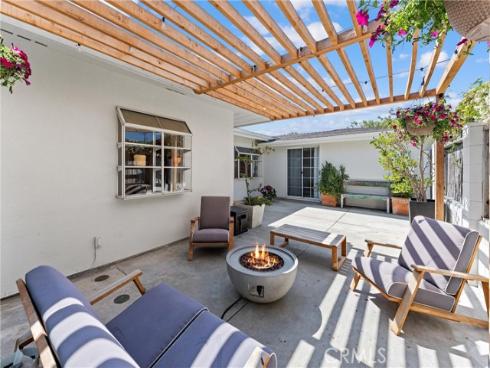 2924 Royal Palm Drive, Costa Mesa, CA