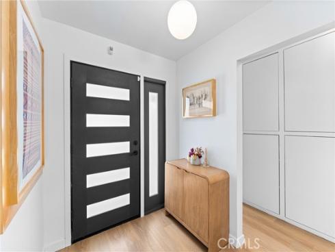 2924 Royal Palm Drive, Costa Mesa, CA