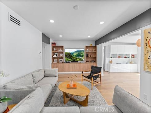 2924 Royal Palm Drive, Costa Mesa, CA