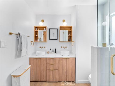 2924 Royal Palm Drive, Costa Mesa, CA