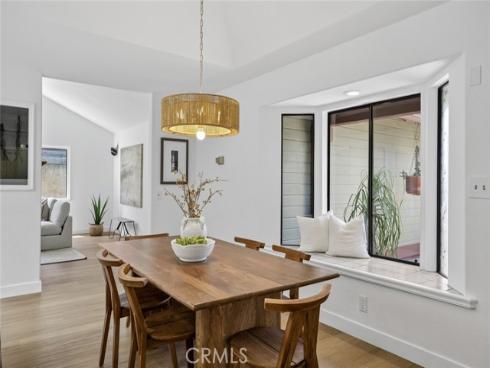 983 Oak Street, Costa Mesa, CA