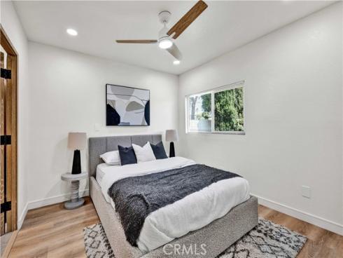 921 Dahlia Avenue, Costa Mesa, CA