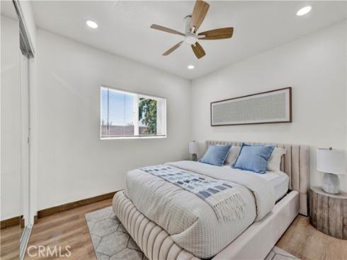 921 Dahlia Avenue, Costa Mesa, CA
