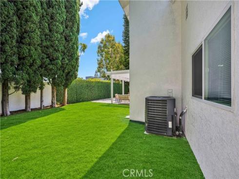 921 Dahlia Avenue, Costa Mesa, CA