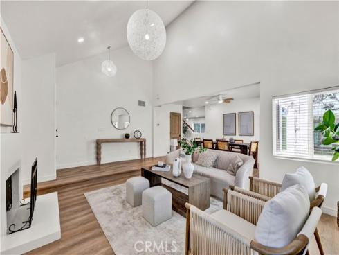 921 Dahlia Avenue, Costa Mesa, CA