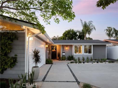 292 Bowling Green Drive, Costa Mesa, CA