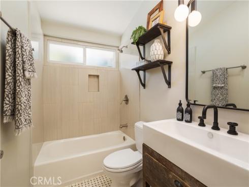 292 Bowling Green Drive, Costa Mesa, CA