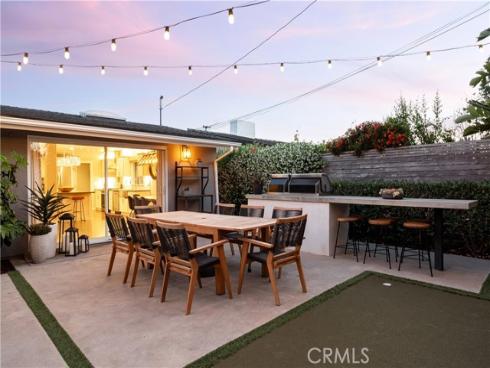 292 Bowling Green Drive, Costa Mesa, CA