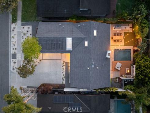 292  Bowling Green   Drive, Costa Mesa, CA